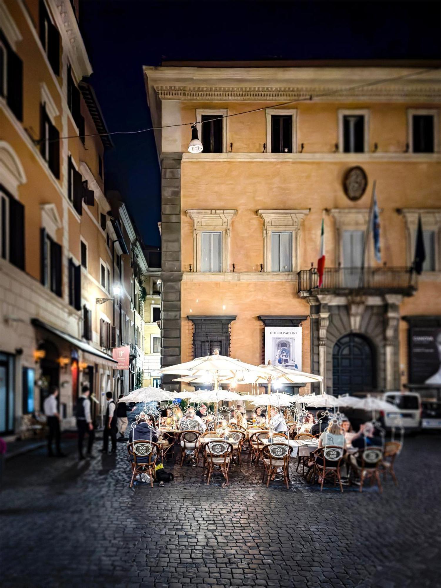 Trevi Fountain Stylish Appartamento